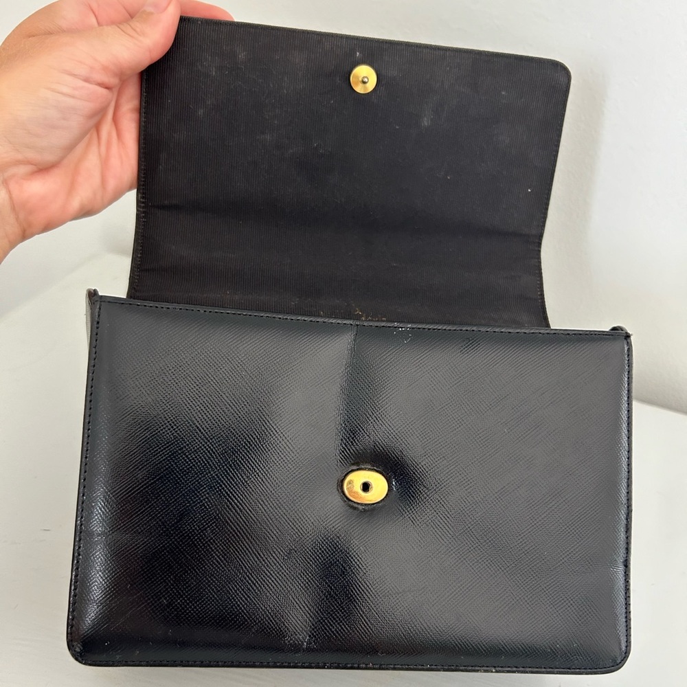 Vintage Bienan-Davis Black Handbag With Gold Clasp - Picture 9 of 12